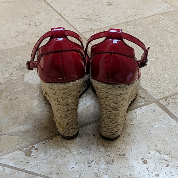 Beautiful Ruby Red Leather platform espadrilles - Picture 3 of 4